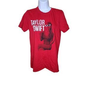 Taylor Swift Merch Tshirt Womens Size S Red Licensed Official 2012 Tour
